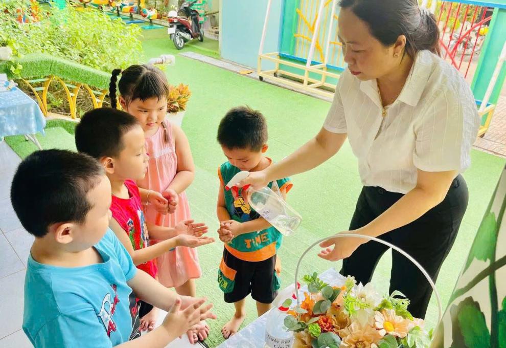 HÌNH ẢNH MINH HOẠ