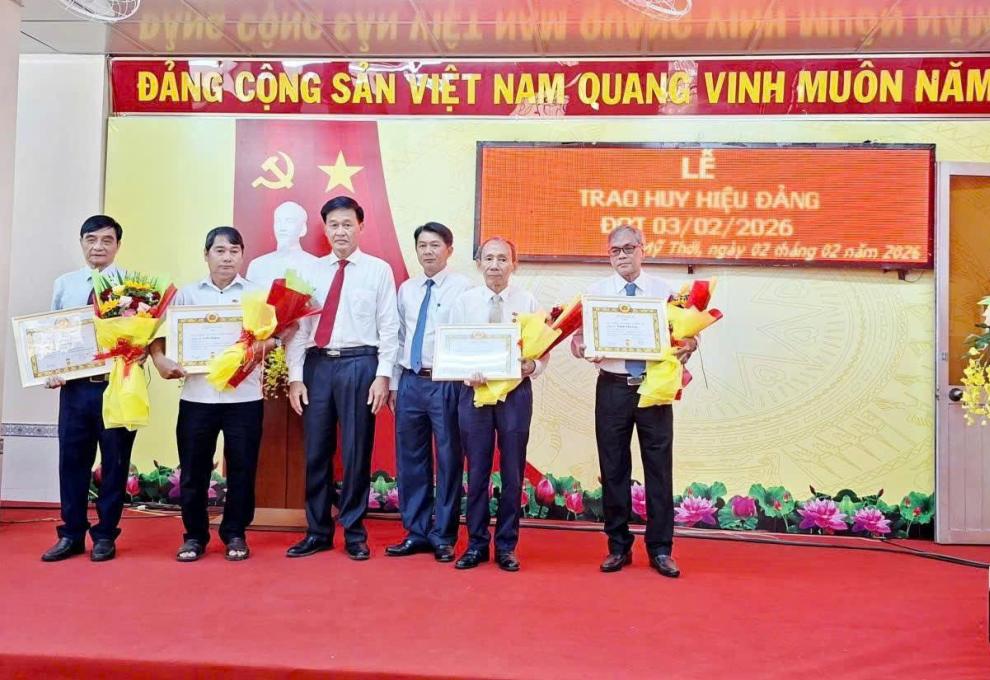 HÌNH ẢNH MINH HOẠ