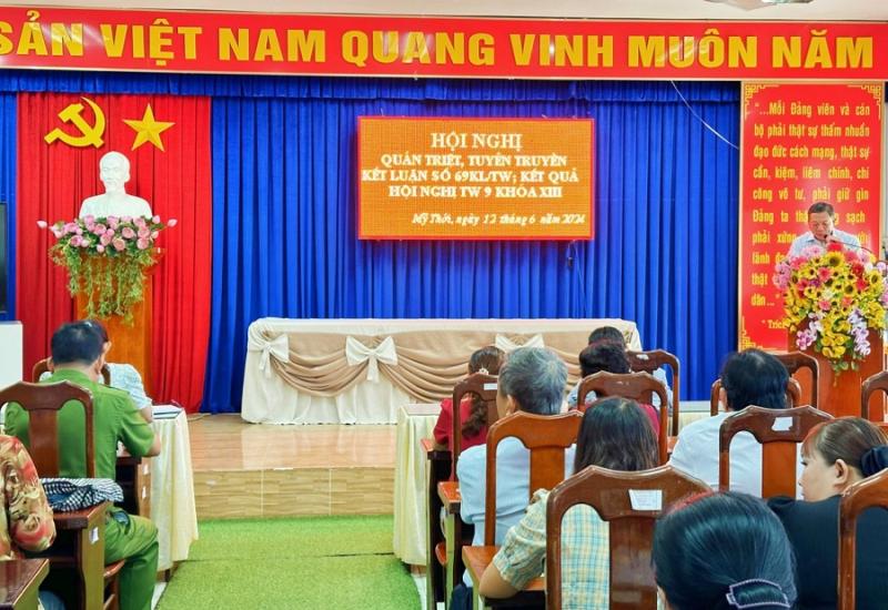 Hình ảnh Hội nghị quán triệt