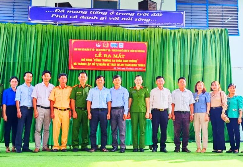 Hình ảnh buổi ra mắt mô hình